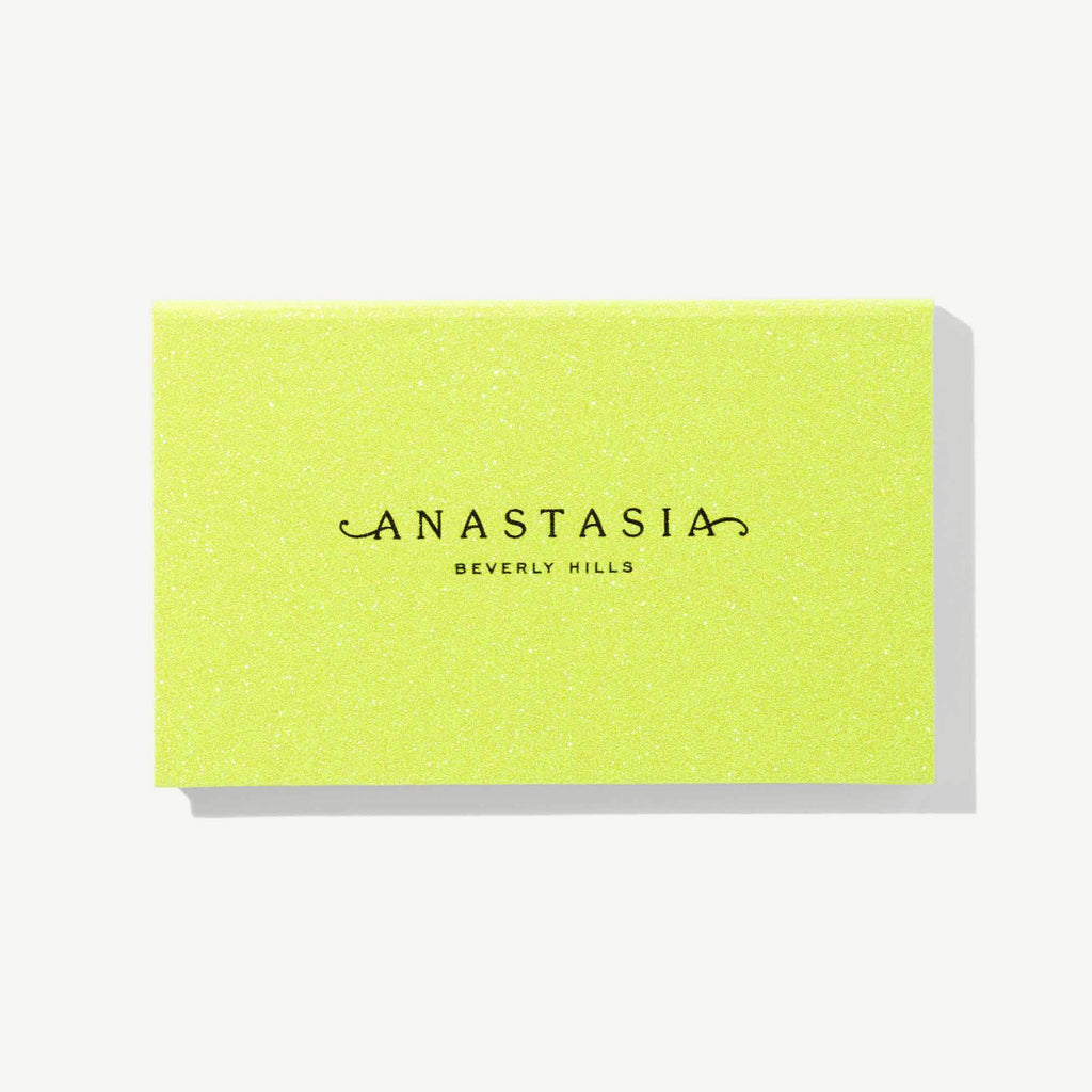 Limited-Edition Magnetic Case