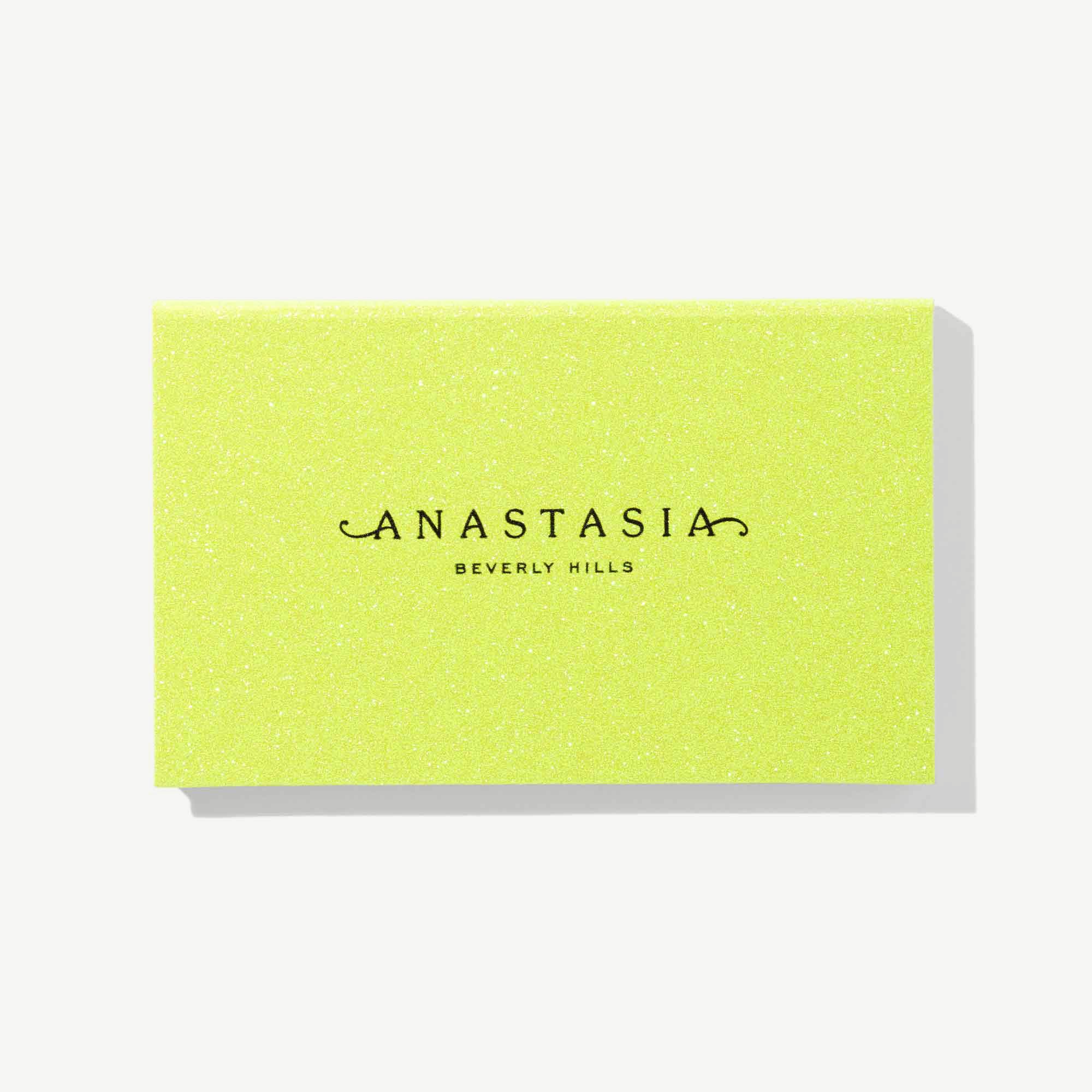 Limited-Edition Magnetic Case