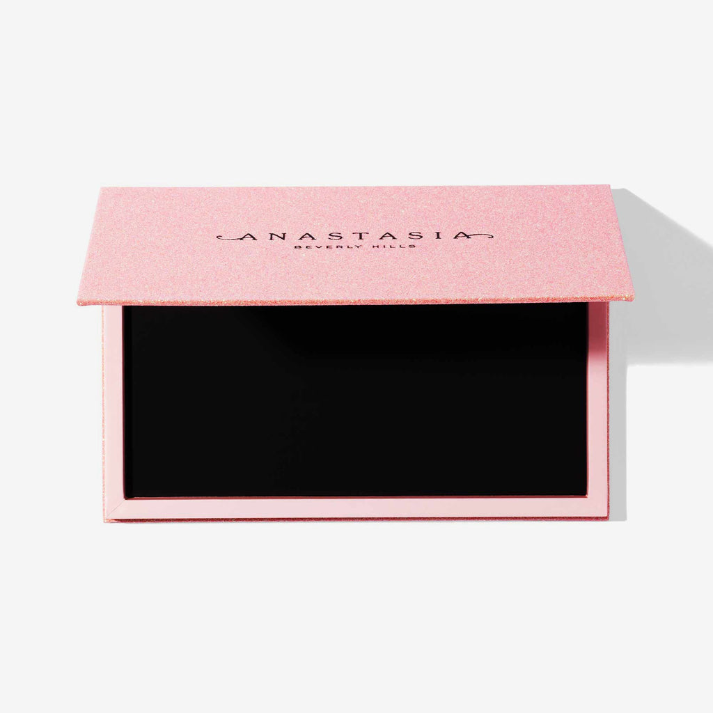 Limited-Edition Magnetic Case