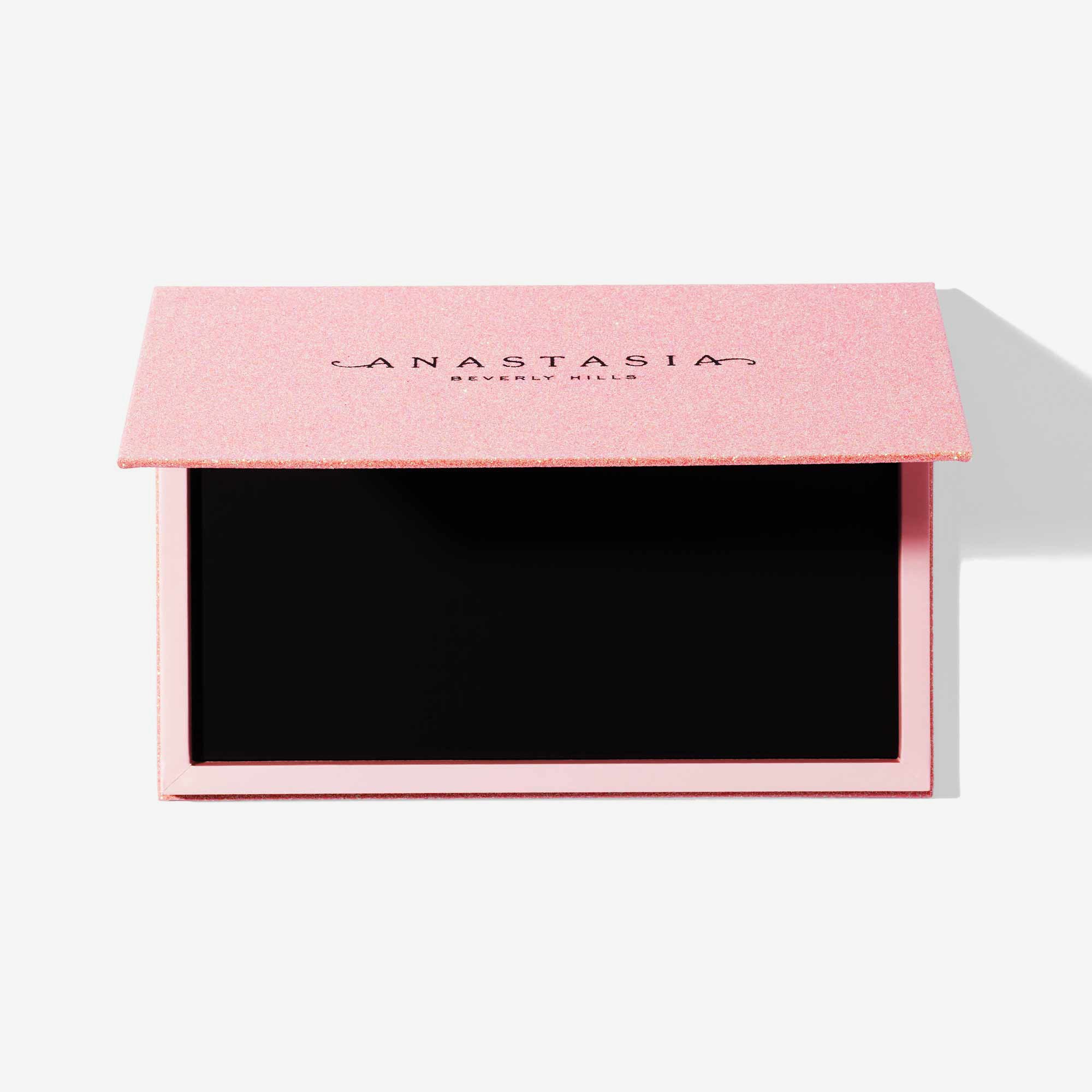Limited-Edition Magnetic Case